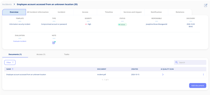 Overview of a single incident showing its template, type, severity, status, responsible and discovery date, an Evaluate incident link and a note, with tabs for documents, access and tasks below
